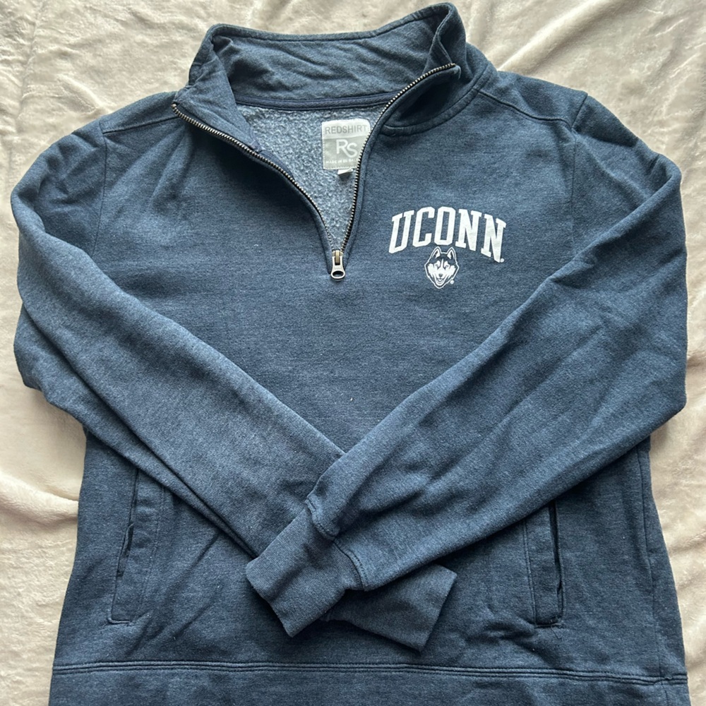 Women’s UConn Quarterzip